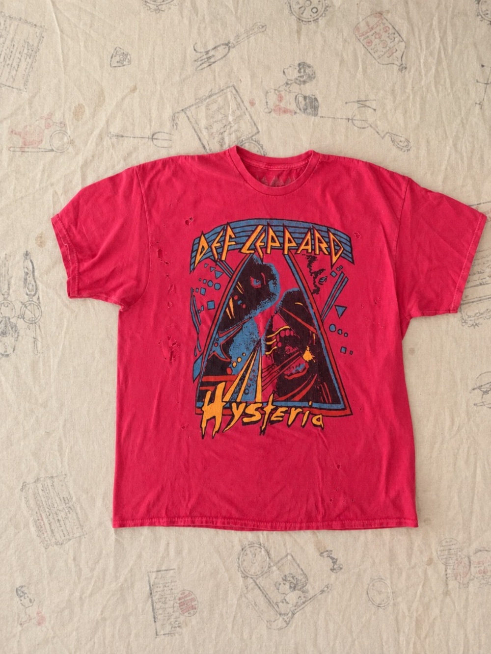 Def Leppard Hysteria Distressed T-Shirt Womens Oversized S